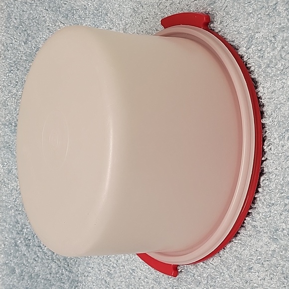 Tupperware Kitchen Tupperware Cake Holder Poshmark